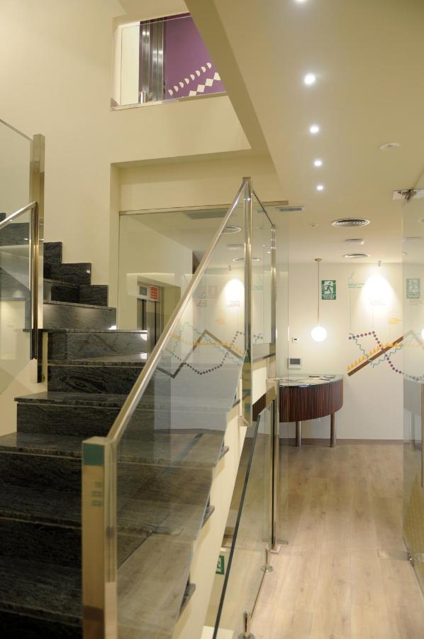 Apartamentos Turisticos Guiana Ponferrada Exteriör bild